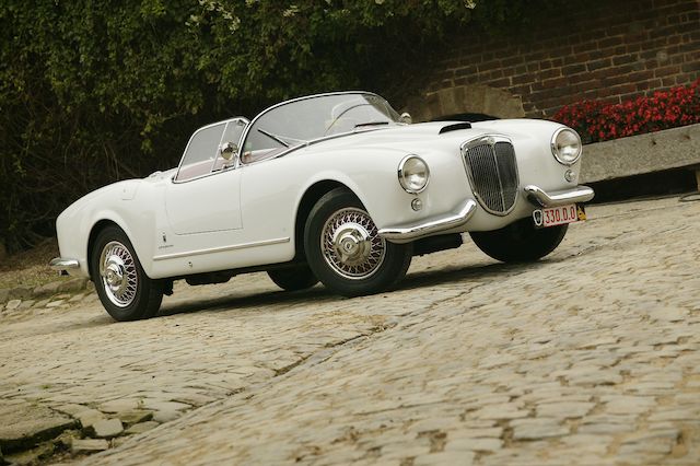 Ex-Salon de l'Automobile de Bruxelles 1955,Lancia Aurelia B24 Spider avec hardtop 1955