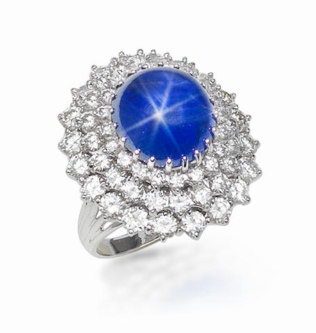 Bonhams : A star sapphire and diamond cluster ring