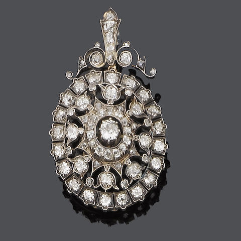 Bonhams : A late 19th century diamond brooch/pendant,