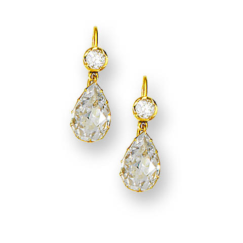 Bonhams : A pair of diamond pendent earrings