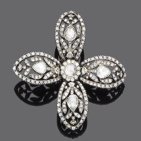 Bonhams : A late 19th century diamond brooch/pendant,