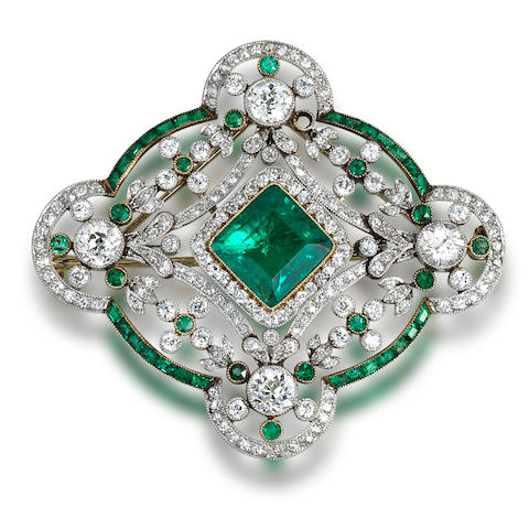 Bonhams : A belle époque emerald and diamond brooch/pendant,