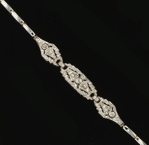 Bonhams : A diamond set bracelet