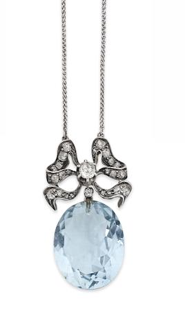 Bonhams : An aquamarine and diamond pendant