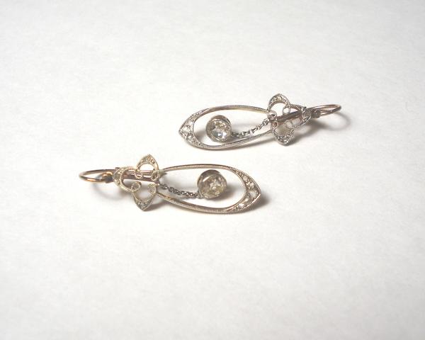 Bonhams : A pair of Edwardian diamond pendent earrings