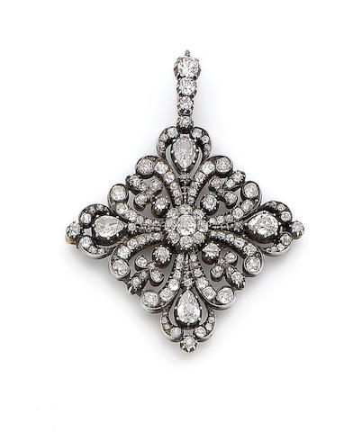 Bonhams : A diamond pendant/brooch,