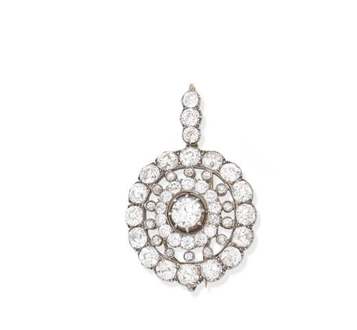 Bonhams : A diamond brooch/pendant,