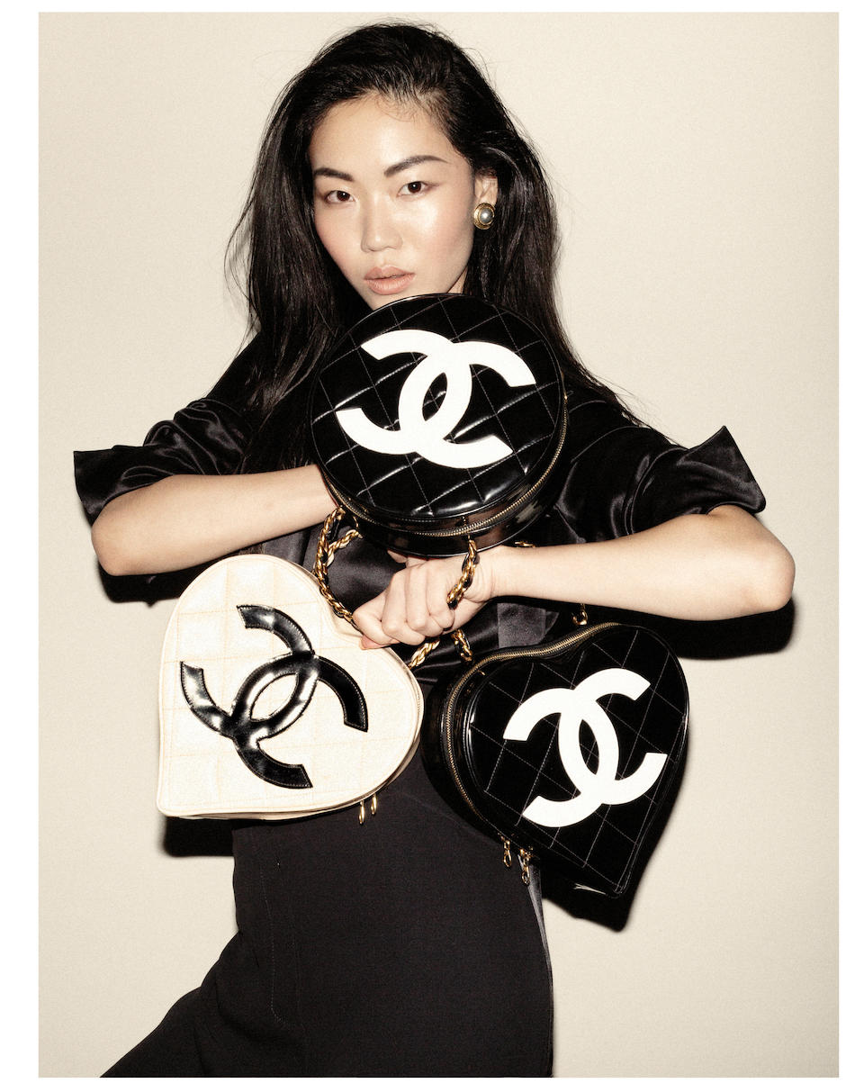 Chanel 2011 Beige Hamptons CC Flap Handbag in 2023