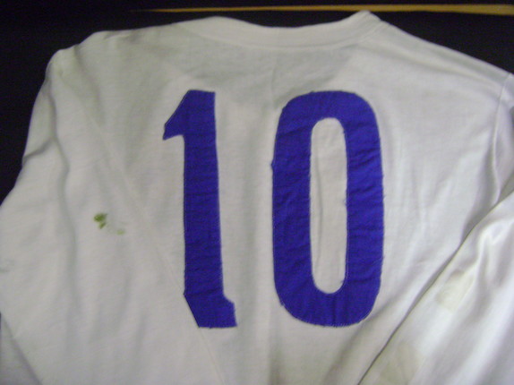 Bonhams : 1959 European Cup semi-final Ferenc Puskas match worn Real Madrid  shirt and ephemera