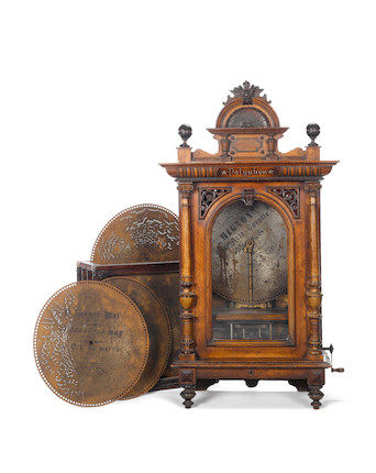 Bonhams : A 19.5/8in. upright Polyphon disc musical box, circa 1895,