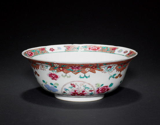 Bonhams : A famille rose bowl Kangxi four-character mark