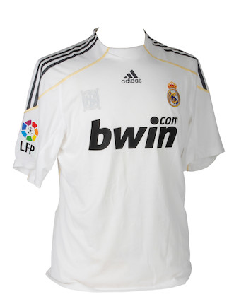 Bonhams : Van Der Vaart Real Madrid match worn shirt