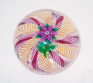 Bonhams : A Paul Ysart flower paperweight Harland period