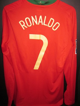 Bonhams : 2008 Cristiano Ronaldo match worn Portugal shirt