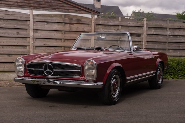 EU delivery,1970 Mercedes-Benz 230SL Convertible with Factory Hardtop  Chassis no. 113042-10-007988 Engine no. 12798-10-006813 image 1