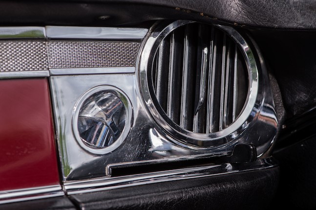 EU delivery,1970 Mercedes-Benz 230SL Convertible with Factory Hardtop  Chassis no. 113042-10-007988 Engine no. 12798-10-006813 image 8