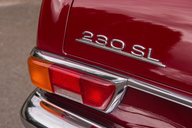 EU delivery,1970 Mercedes-Benz 230SL Convertible with Factory Hardtop  Chassis no. 113042-10-007988 Engine no. 12798-10-006813 image 4