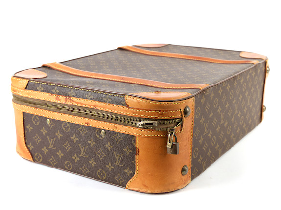 Louis Vuitton hat box - Baggage Collection