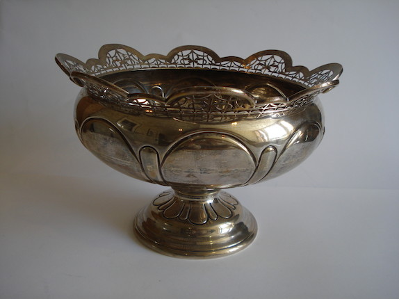 Bonhams : A silver rose bowl by D.Bros., Sheffield 1911