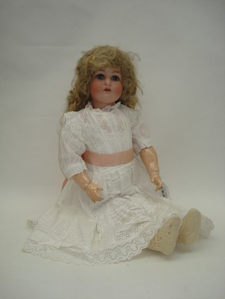 Bonhams : A large Kammer & Reinhardt bisque head doll