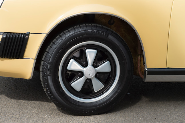1975 Porsche 911S 2.7-Litre Coupé  Chassis no. 9115200465 image 6