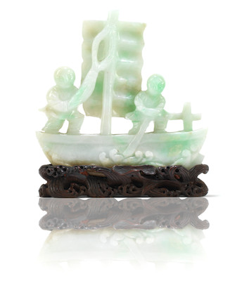 Bonhams : Two jadeite carvings of sailing boats 19th/20th century (4)