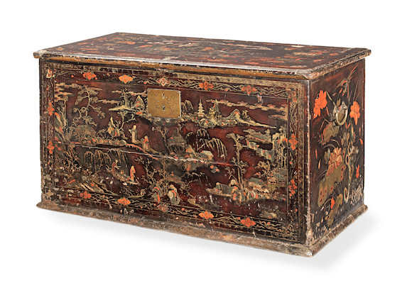 Bonhams : A Chinese export 18th century lacquer coffer