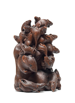 Bonhams : A wood okimono group of a pyramid of rats By Unhodo Masayoshi ...