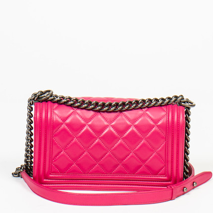 Bonhams : CHANEL SAC BOY MOYEN EN CUIR ROSE CHANEL PINK LEATHER MEDIUM ...