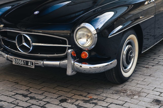 1962 Mercedes-Benz 190 SL Roadster with Hardtop  Chassis no. 121040-10-025641 Engine no. 121928-10-003417 image 53