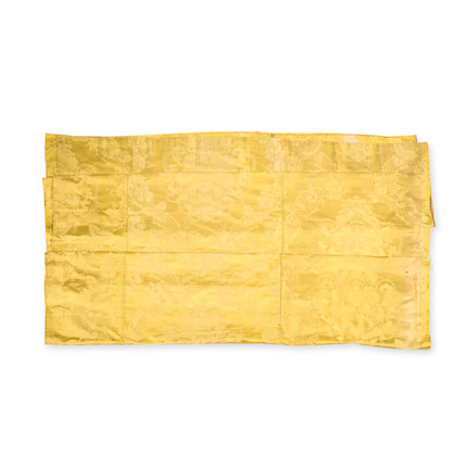 A yellow damask silk panel 19th century, French image 1
