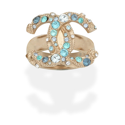 Bonhams : Chanel a Champagne Gold and Blue Crystal CC Ring 2019