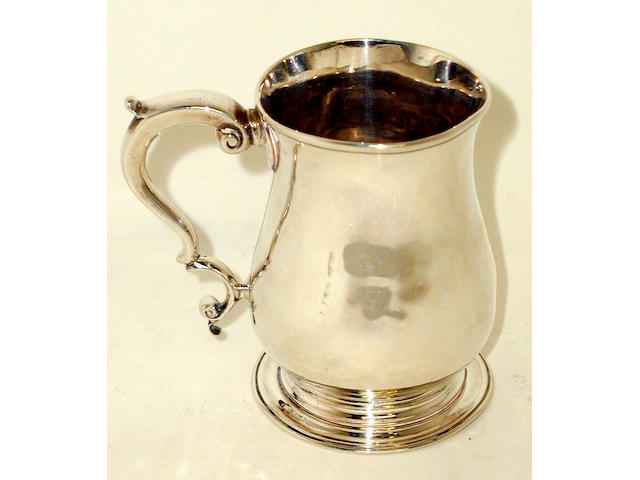 A George III mug, by Samuel Whitford I,