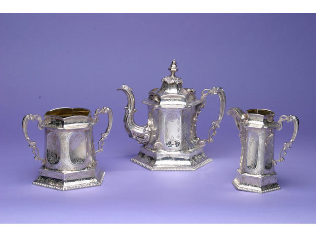 A mid Victorian three piece tea service, Edinburgh 1834,