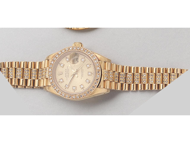 Rolex. An 18ct gold diamond set automatic bracelet watch "Datejust" Ref:69000, 1990s 29mm.