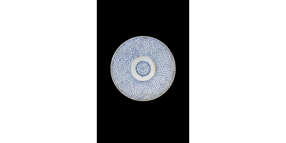 An Iznik "Golden Horn" pottery Tondino Turkey, circa 1535-45