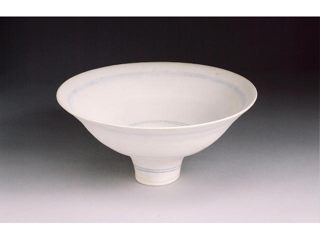 Dame Lucie Rie a footed Bowl with inlaid circles, 1979 Diameter 8in. (20.5cm)