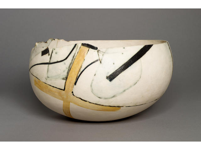 Gordon Baldwin a round-bottomed Bowl, 1984 Diameter 12 in. (30.5cm)