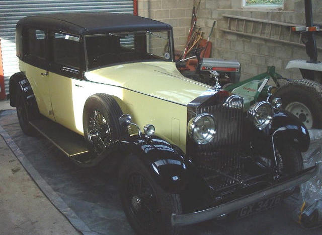 1932 Rolls-Royce 20/25hp Saloon with Division  Chassis no. GKT6 Engine no. A5J