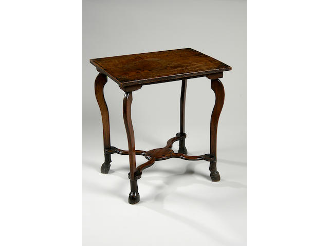 An oak occasional table,