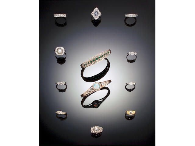 A diamond and 9ct gold three-stone Ring
