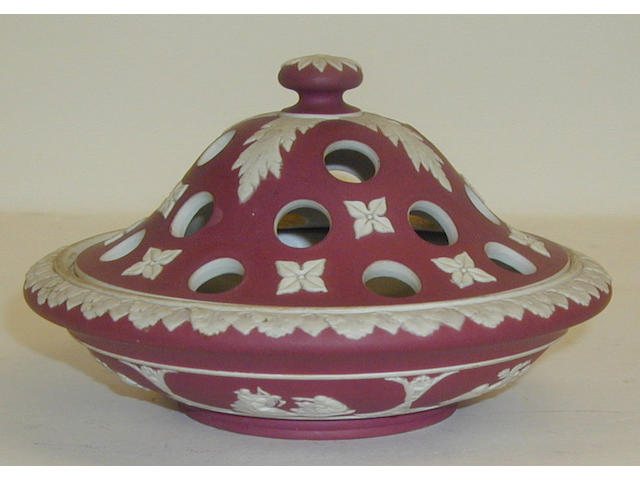 A Wedgwood Crimson jasper pot-pourri bowl and cover,
