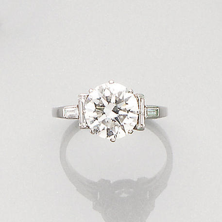 A diamond single-stone ring
