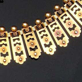 A fringe necklace