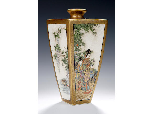 A Satsuma vase by Kinkozan, Meiji,
