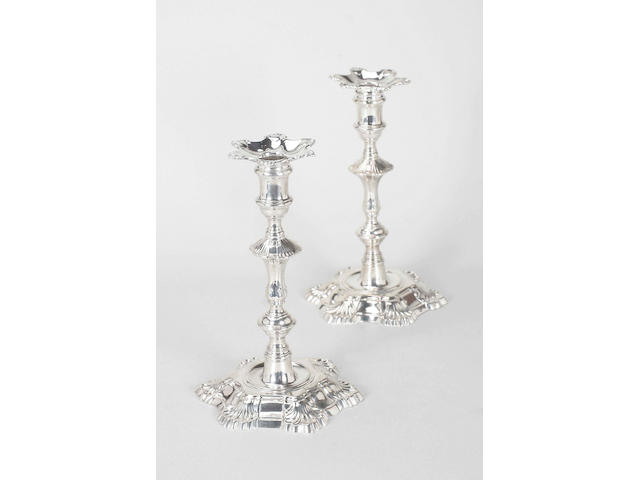 A pair of George II cast candlesticks By William Grundy, 1751,  (2)