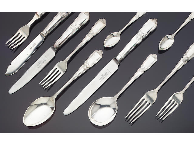 A silver table service of flatware, by Roberts & Belk, Sheffield 1971 / 1972,