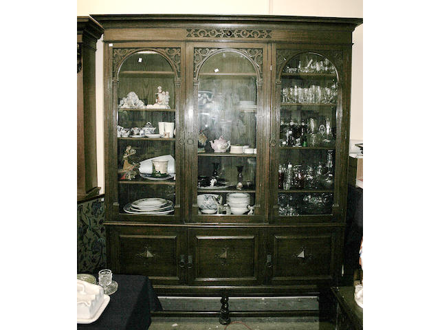 A circa 1920s or 1930s oak bookcase
