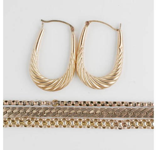A quantity of gold and other yellow metal jewellery