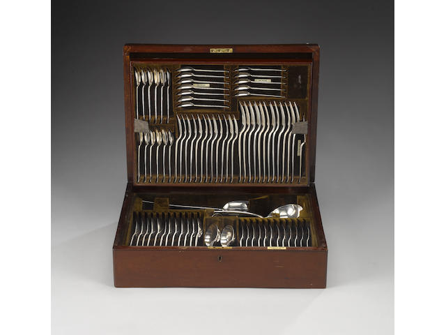A silver Hanoverian pattern table service of flatware, contained in a canteen, by Mappin & Webb, London 1918,